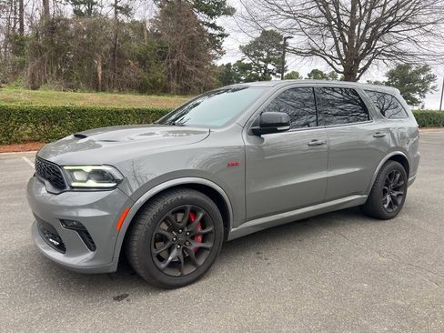 Used 2021 Dodge Durango SRT w/ Technology Group image 2