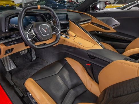 Used 2022 Chevrolet Corvette Stingray Premium Conv w/ Z51 Performance Package RWD image 22
