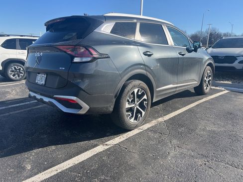 Used 2024 Kia Sportage EX image 5