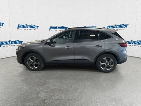 Certified 2025 Ford Escape ST-Line FWD image 6
