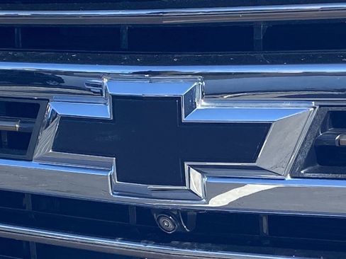 Used 2021 Chevrolet Silverado 1500 High Country w/ Technology Package image 36