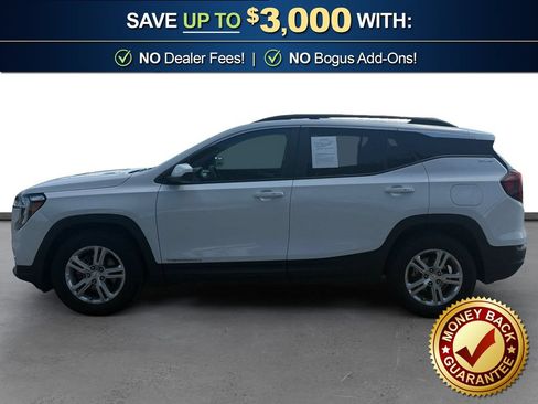 Used 2022 GMC Terrain SLE w/ Driver Convenience Package FWD image 2