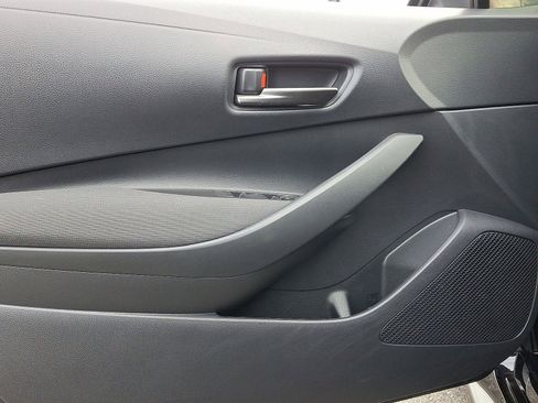 Used 2025 Toyota Corolla Premium image 16