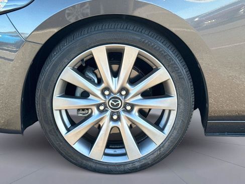 Used 2020 MAZDA MAZDA3 AWD Sedan w/ Preferred Package image 10