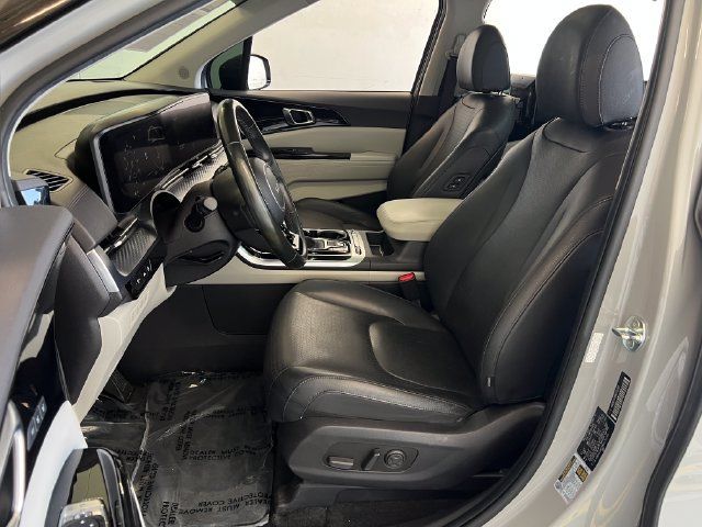 Used 2022 Kia Carnival SX Prestige FWD image 30