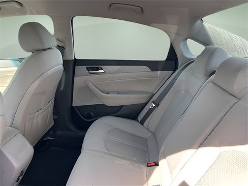 Used 2018 Hyundai Sonata SEL image 12