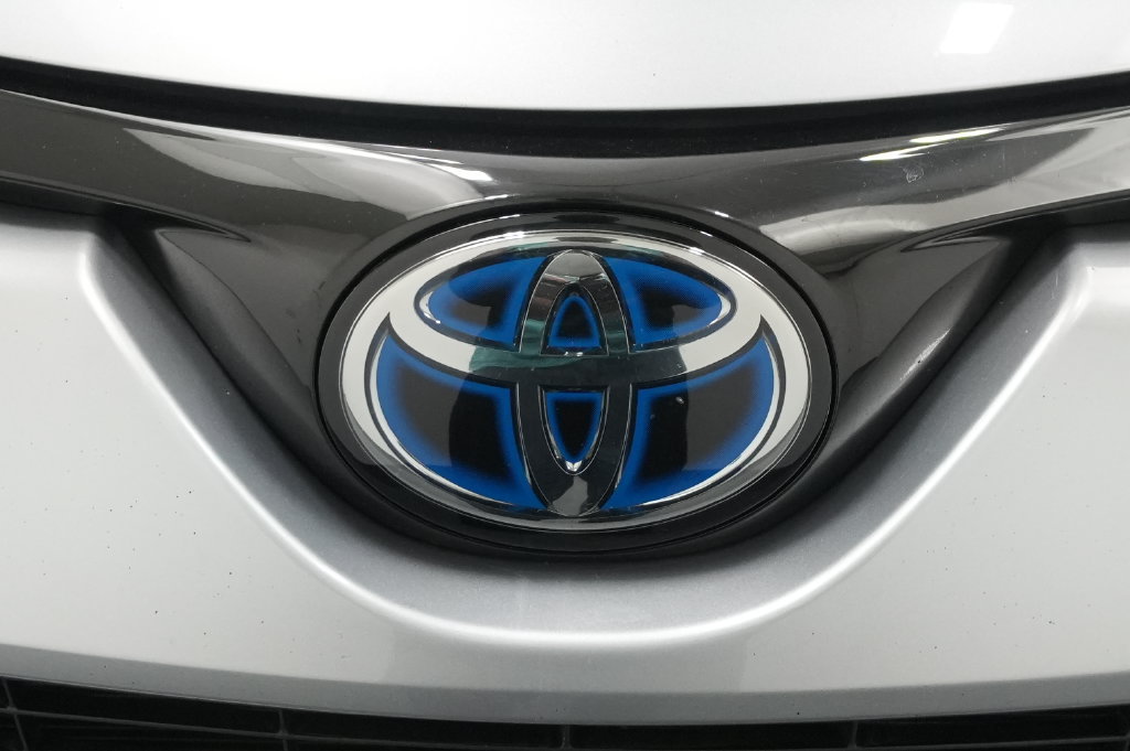 Used 2018 Toyota RAV4 Limited AWD/4WD image 13