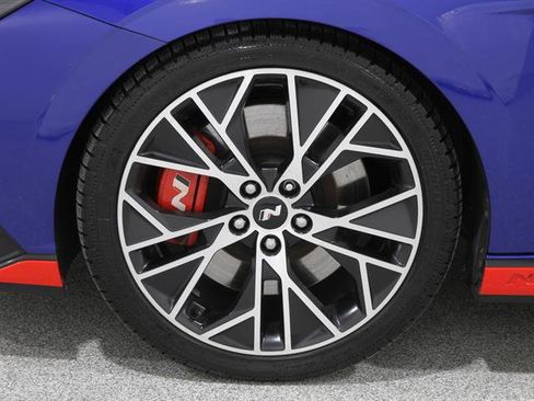 Used 2022 Hyundai Elantra N image 22