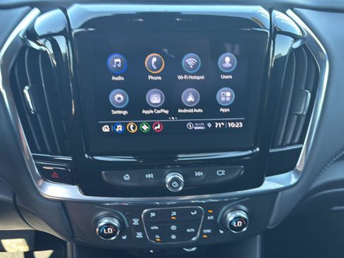 Used 2023 Chevrolet Traverse LT w/ Midnight/Sport Edition AWD/4WD image 13