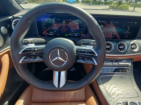Used 2023 Mercedes-Benz E 450 Cabriolet image 19