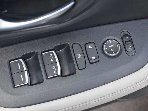 New 2026 Honda HR-V EX-L image 12