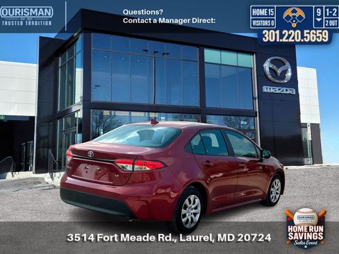 Used 2024 Toyota Corolla LE image 2