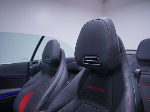 Used 2025 Mercedes-Benz CLE 53 AMG 4MATIC Cabriolet image 12