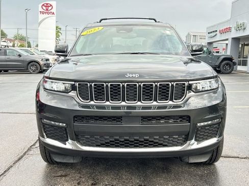 Used 2023 Jeep Grand Cherokee L Limited AWD/4WD image 2