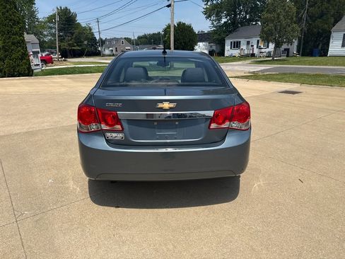 Used 2012 Chevrolet Cruze LS w/ Connectivity Package FWD image 7