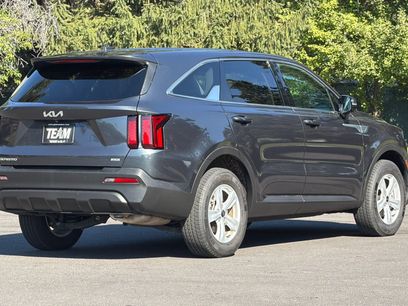 Used 2023 Kia Sorento LX