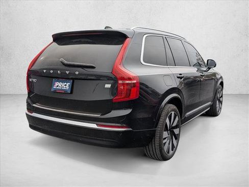 Used 2023 Volvo XC90 T8 Ultimate w/ Protection Package Premier image 4