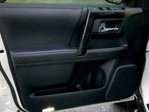 Used 2022 Toyota 4Runner TRD Off-Road Premium image 22