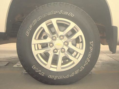 Used 2019 Chevrolet Silverado 1500 LTZ w/ LTZ Convenience Package image 11