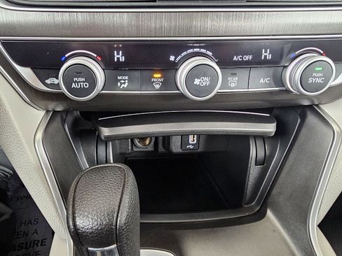 Used 2018 Honda Accord LX image 26