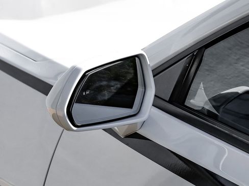 Used 2016 Chevrolet Camaro LT image 40