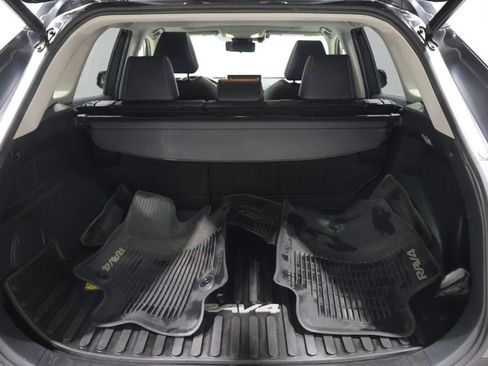 Used 2019 Toyota RAV4 XLE Premium w/ Advanced Technology Package AWD/4WD image 4