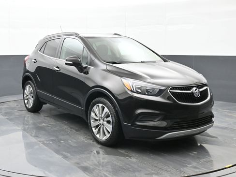 Used 2019 Buick Encore Preferred image 2