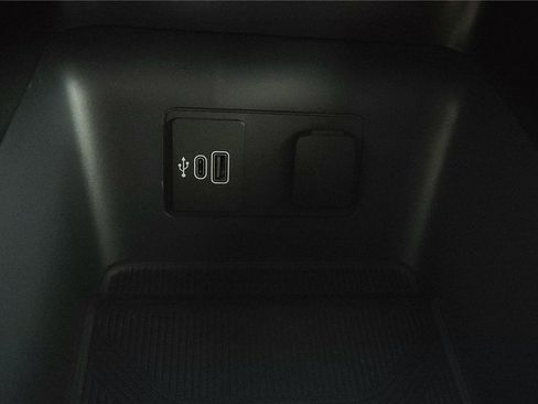 New 2026 Ford Explorer Active w/ Active Comfort Package image 40