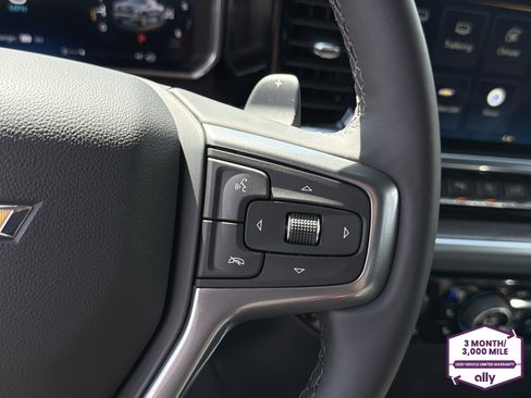 Used 2026 Chevrolet Silverado 1500 LTZ AWD/4WD image 19