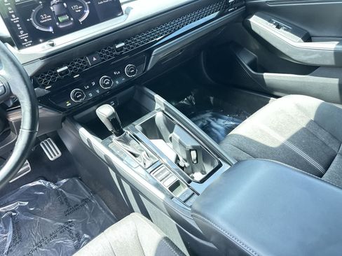 Used 2024 Honda Accord Sport image 19