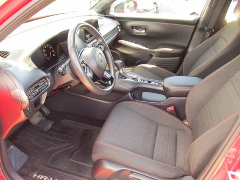 Certified 2024 Honda HR-V Sport image 11