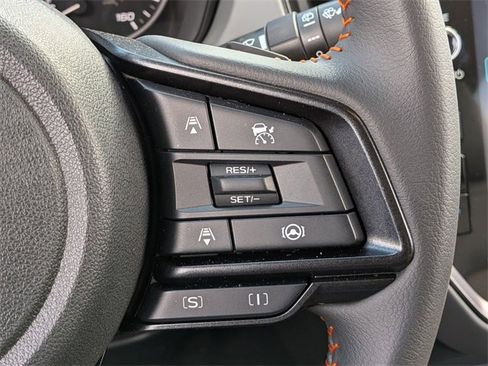 Certified 2025 Subaru Crosstrek 2.5i Limited w/ Crosstrek Mirror Package image 21