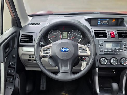 Used 2015 Subaru Forester 2.5i Premium w/ Popular Package #2 AWD/4WD image 16