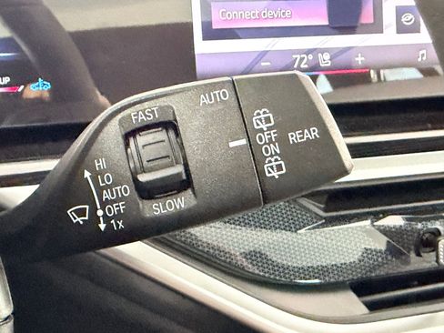 Used 2026 BMW X5 xDrive40i w/ M Sport Package image 28