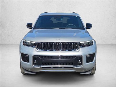 Used 2025 Jeep Grand Cherokee Overland w/ Adv Protech Group III AWD/4WD image 2