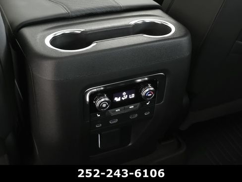Used 2026 GMC Yukon AT4 w/ AT4 Premium Plus Package AWD/4WD image 31
