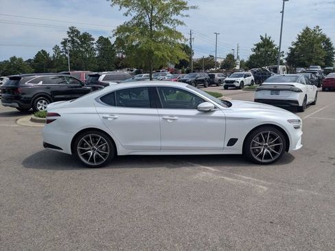 Used 2026 Genesis G70 2.5T RWD image 2