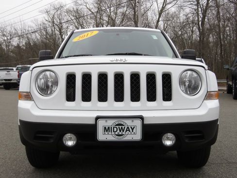 Used 2017 Jeep Patriot Sport w/ Power Value Group image 2