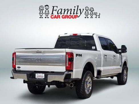 Used 2025 Ford F250 King Ranch w/ Chrome Package AWD/4WD image 4