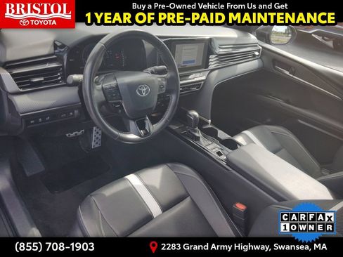 Used 2025 Toyota Camry SE FWD image 13