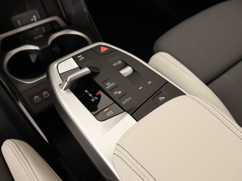 New 2026 BMW X1 M35i w/ Technology Package AWD/4WD image 8