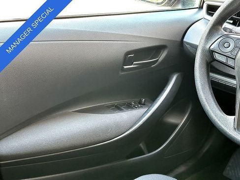 Used 2025 Toyota Corolla LE FWD image 25