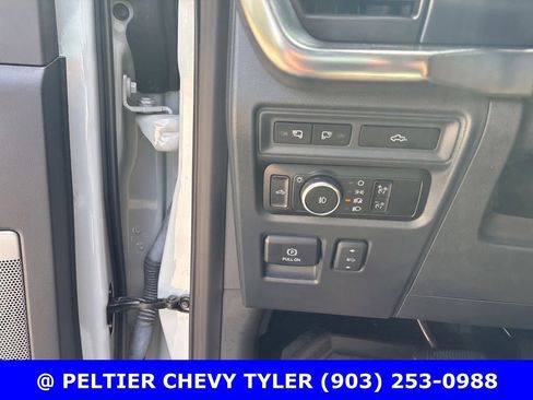 Used 2023 Ford F150 Lariat AWD/4WD image 16