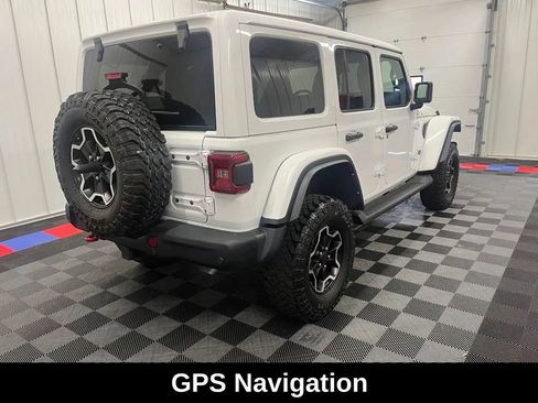 Used 2024 Jeep Wrangler Unlimited Rubicon AWD/4WD image 3