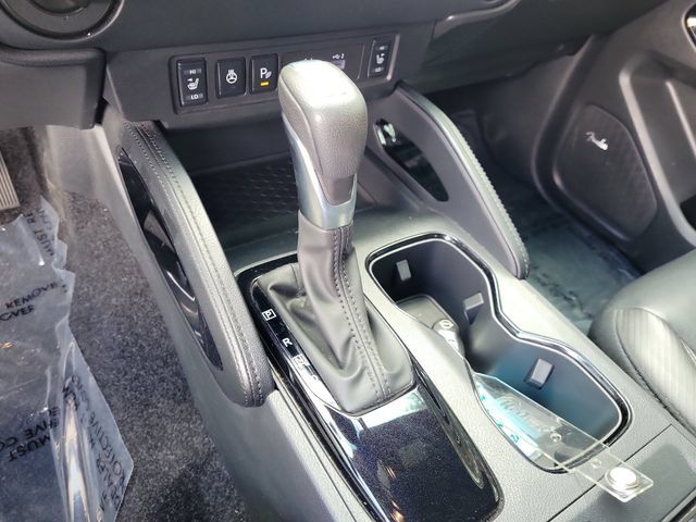 Used 2022 Nissan Frontier PRO-4X w/ Pro-4X Premium Package AWD/4WD image 32