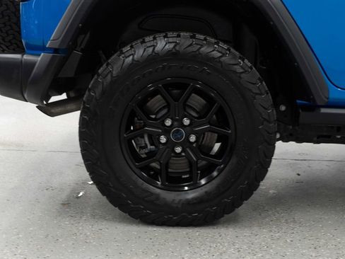 Used 2024 Jeep Wrangler Unlimited AWD/4WD image 33