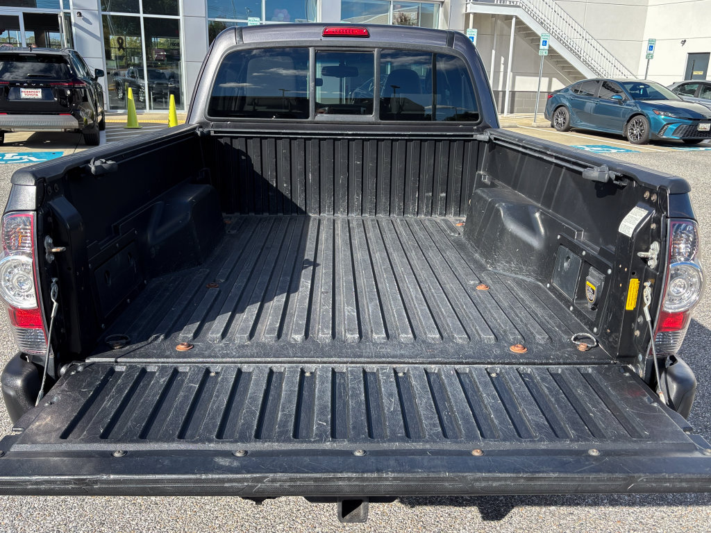 Used 2013 Toyota Tacoma 4x4 Access Cab V6 w/ TRD Off-Road Pkg image 8