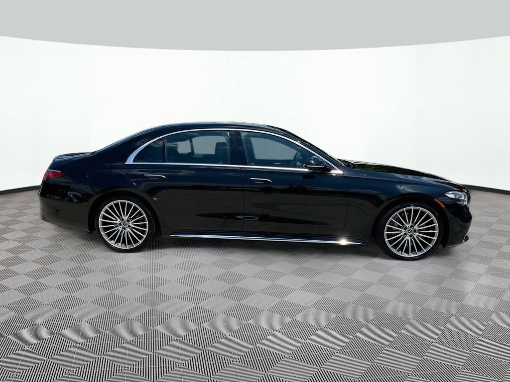 Used 2024 Mercedes-Benz S 580 4MATIC Sedan image 4