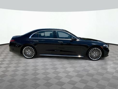 Used 2024 Mercedes-Benz S 580 4MATIC Sedan image 4