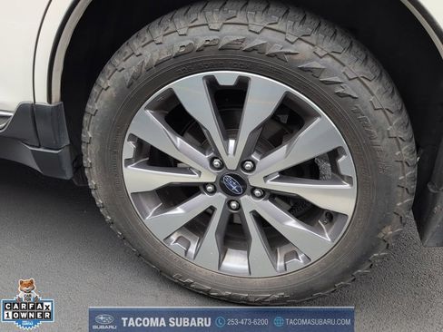 Used 2017 Subaru Outback 2.5i Touring w/ Popular Package #5A AWD/4WD image 5